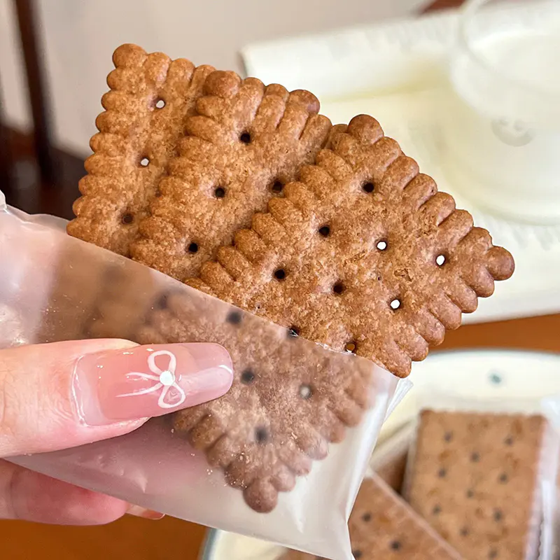 ミルクチョコレート味のミルクビスケット ミルクチョコレート味のミルクビスケット