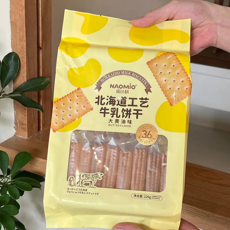 バター風味のミルクビスケット バター風味のミルクビスケット